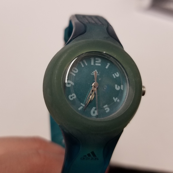Adidas Y2K Kids Teens Boy Girls Teal Silicon Wrist Watch New - Picture 6 of 6